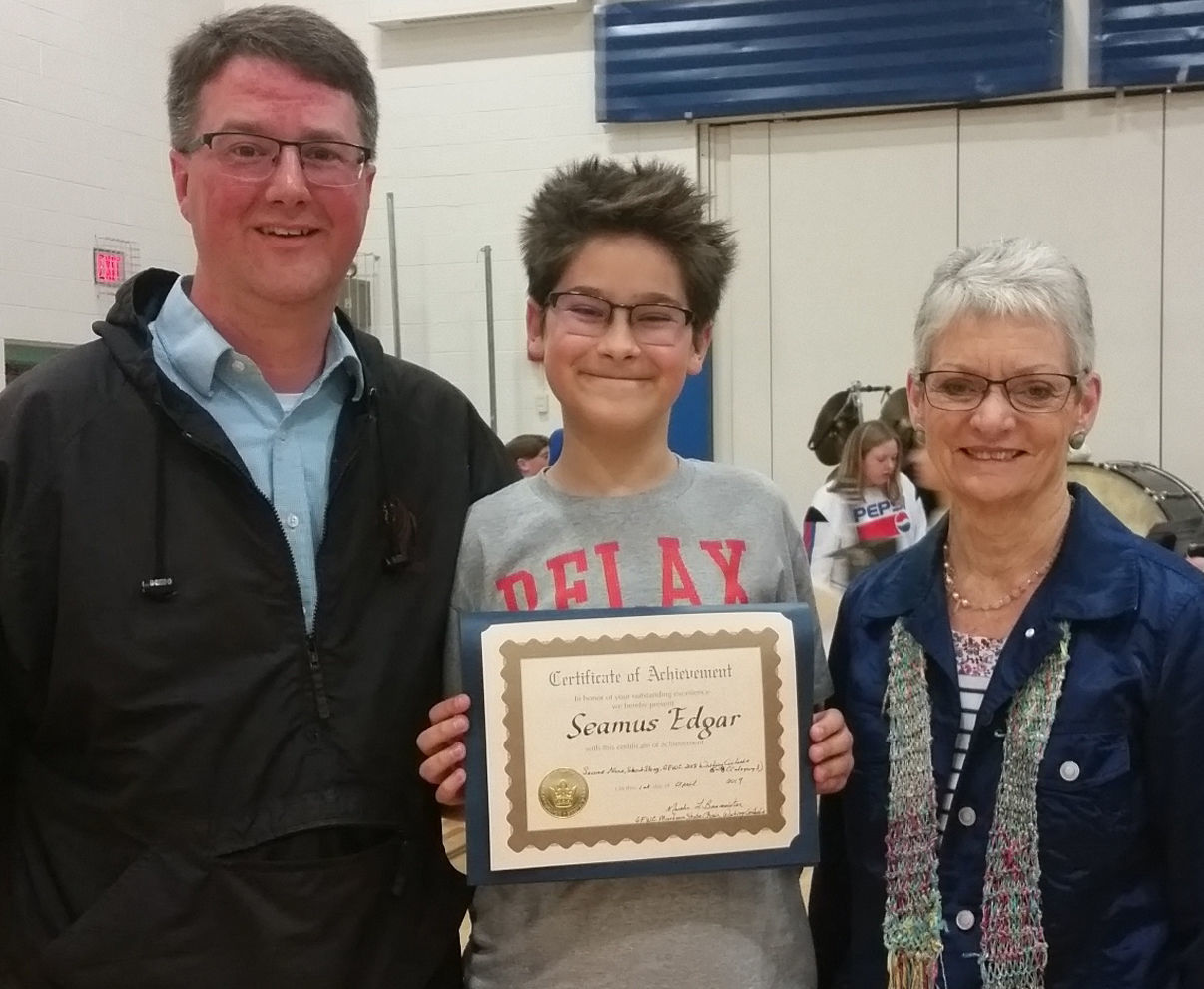 Student wins writing award